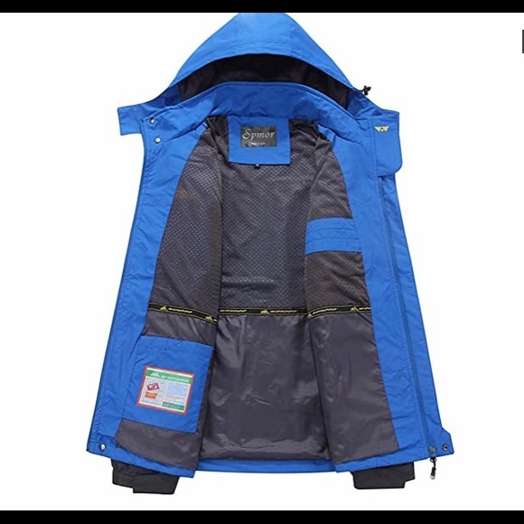 Winter jacket size M🔷🔷🔷🔷 - Picture 4 of 15